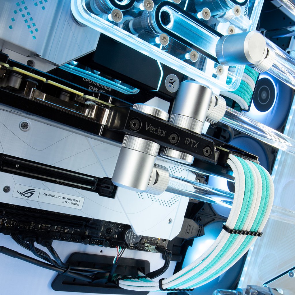 [30/03/2022] 8Pack Cryocube: Neuer Premium-PC mit RTX 3090 und Co. für 11.000 Euro (4)
