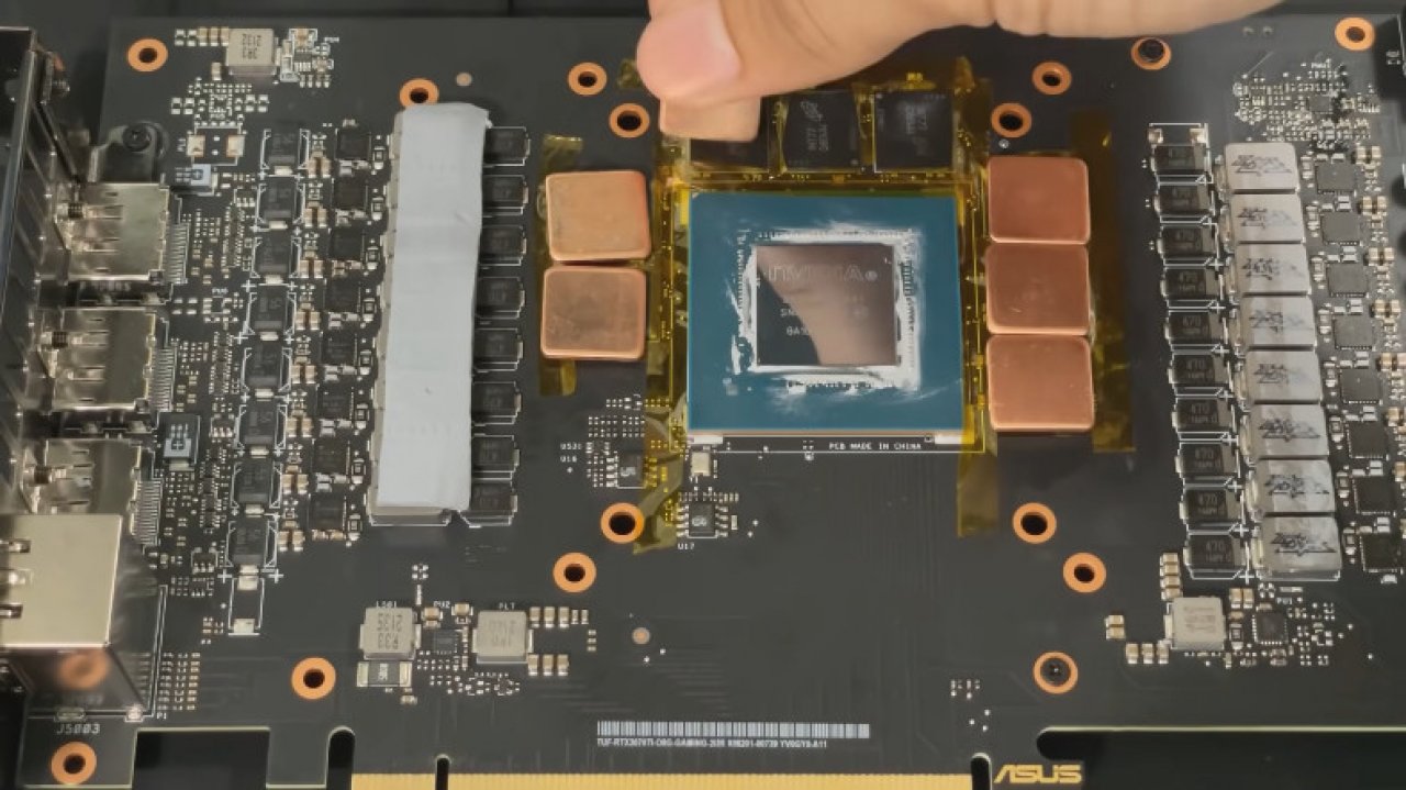 [17/03/2022] Nvidia Ampere: GDDRX6-Temperaturen mit Kupfer gezähmt (1)