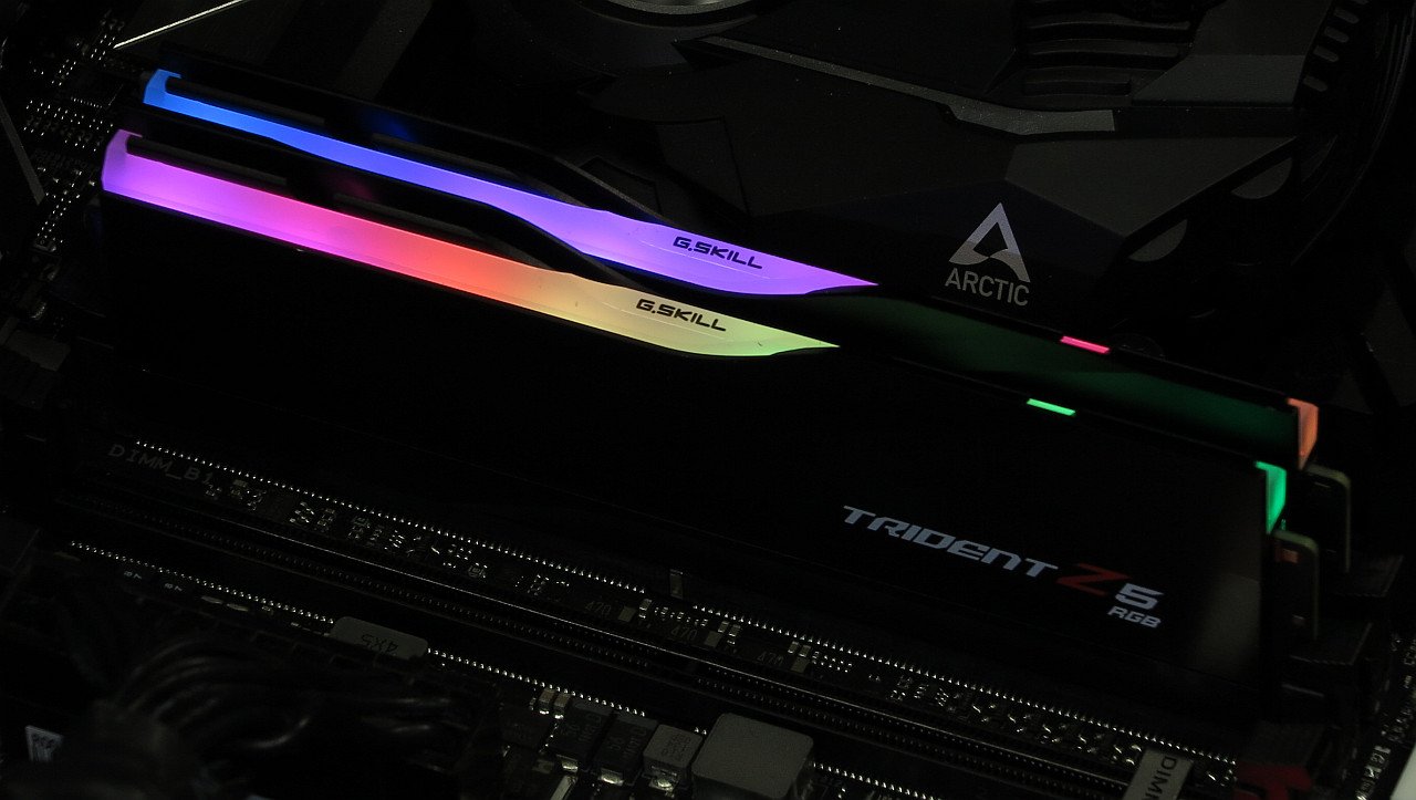 [19/03/2022] G.Skill Trident Z5 RGB F5-6400J3239G16GX2-TZ5RK