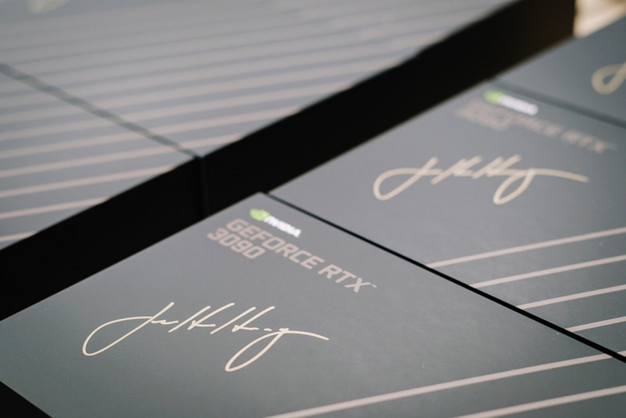 [14/03/2022] GTC 2022: Nvidia verlost RTX 3090 mit CEO-Unterschrift (2)