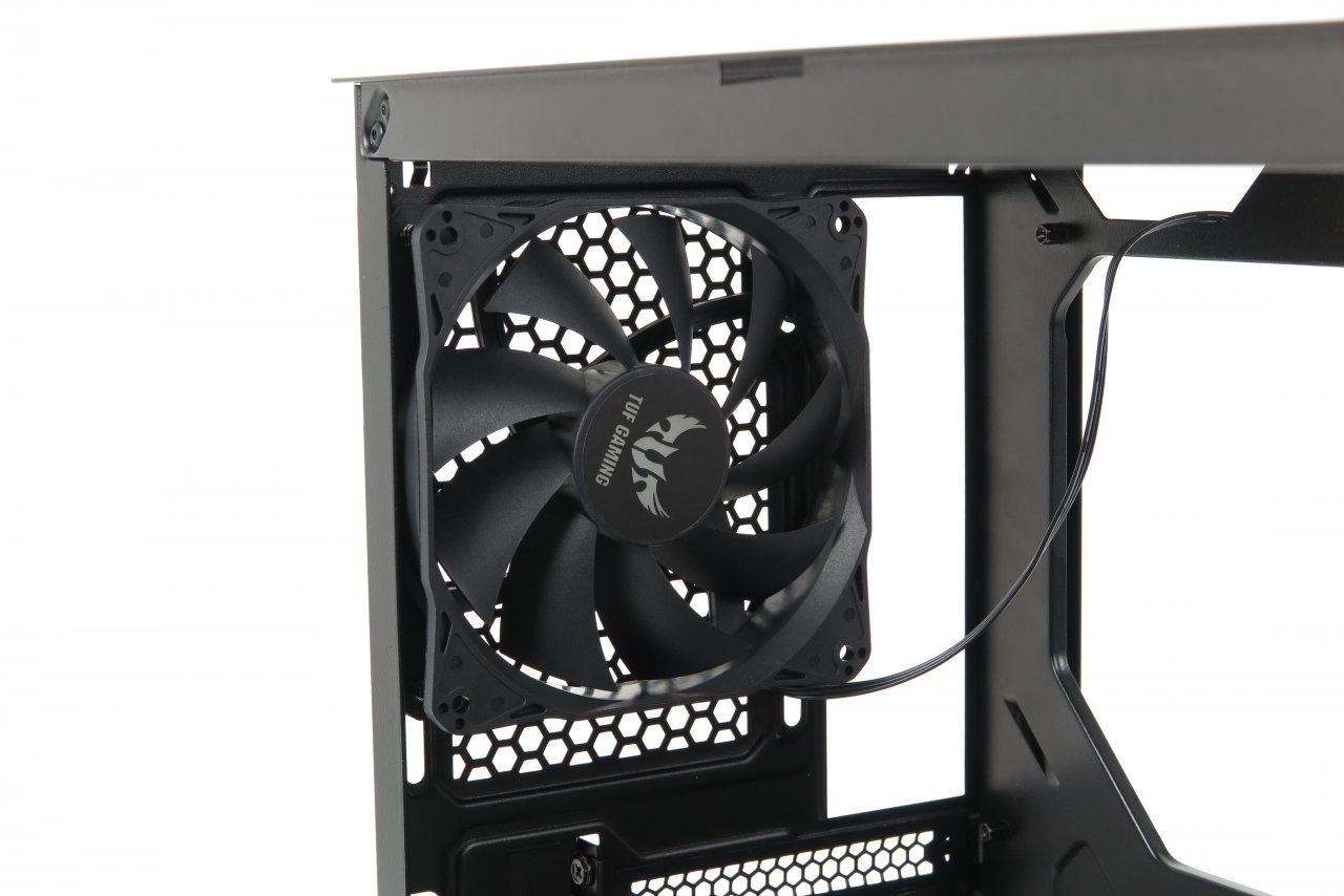 [08/04/2022] Asus TUF GT301: Midi-Case mit Militärlook im Test (29)
