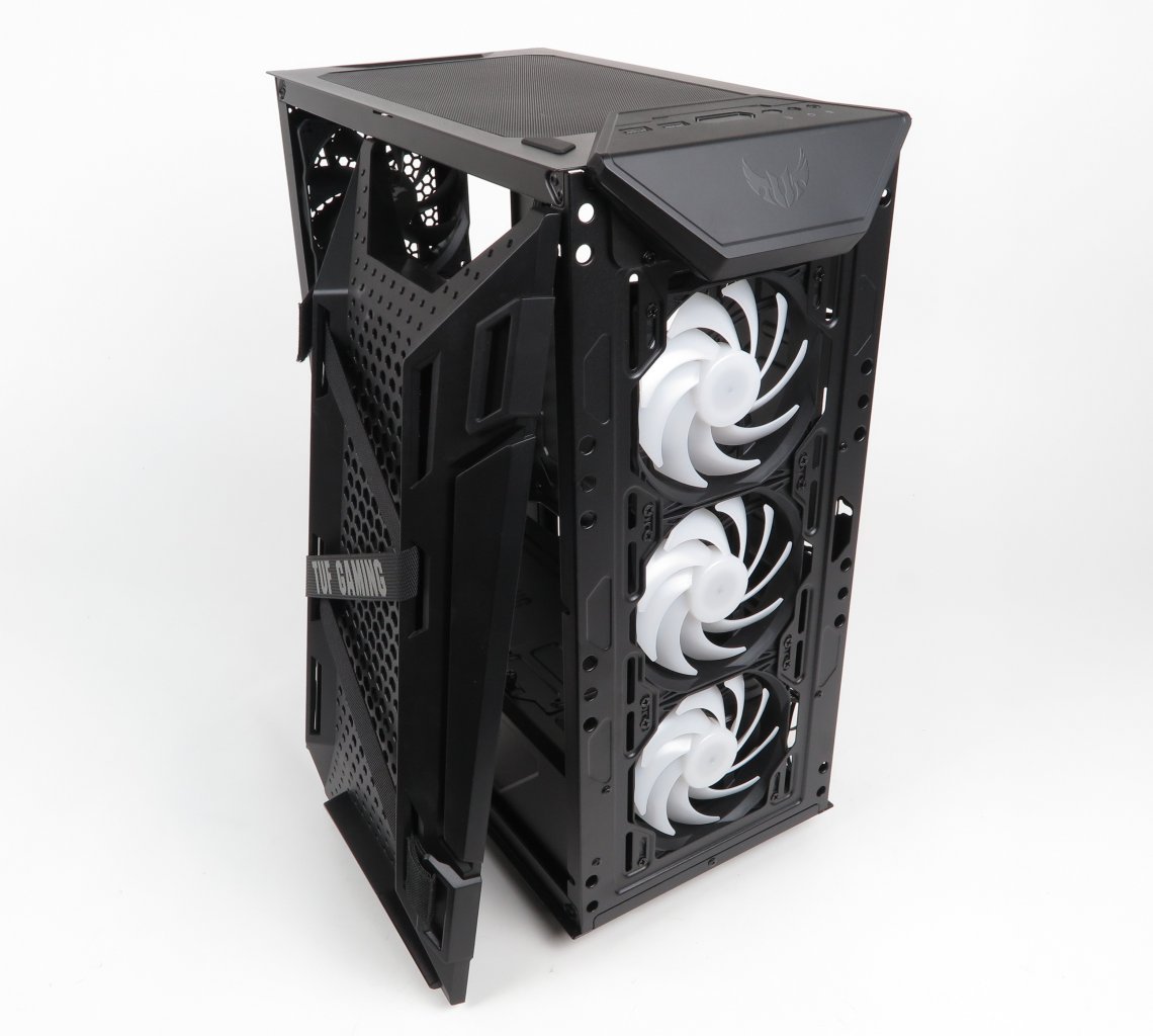 Asus TUF GT301: Midi-Case mit Milit&auml;rlook im Test (30)