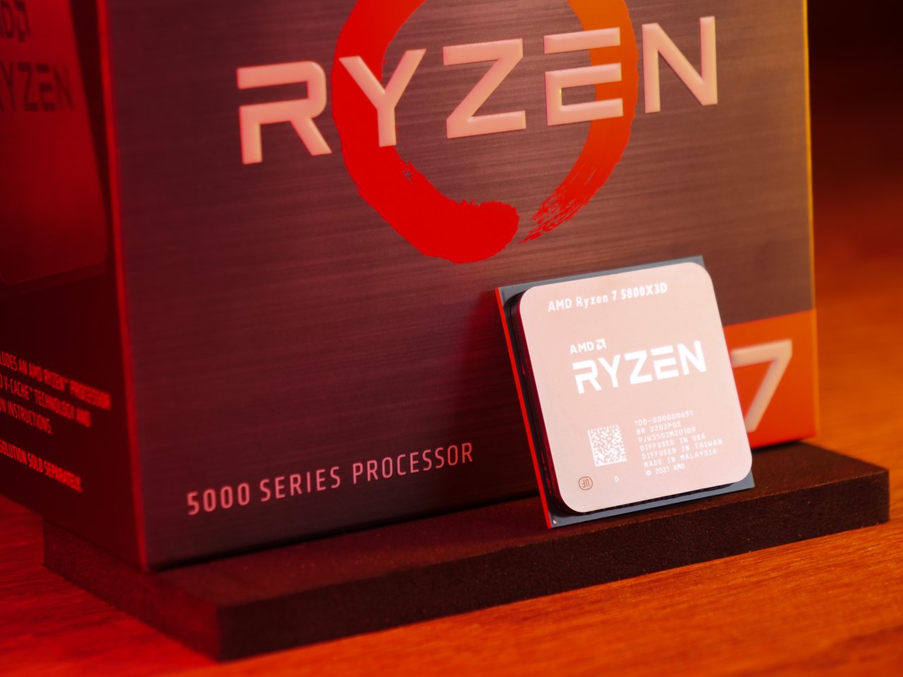[12/04/2022] AMD Ryzen 7 5800X3D im Test: Mit 3D-V-Cache und hoher Effizienz gegen Intel. (9)