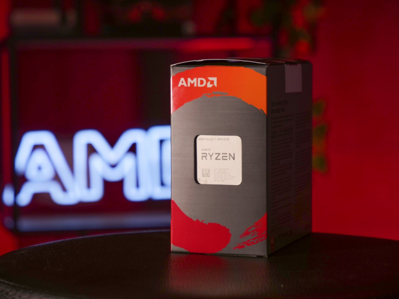 [12/04/2022] AMD Ryzen 7 5800X3D im Test: Mit 3D-V-Cache und hoher Effizienz gegen Intel. (13)
