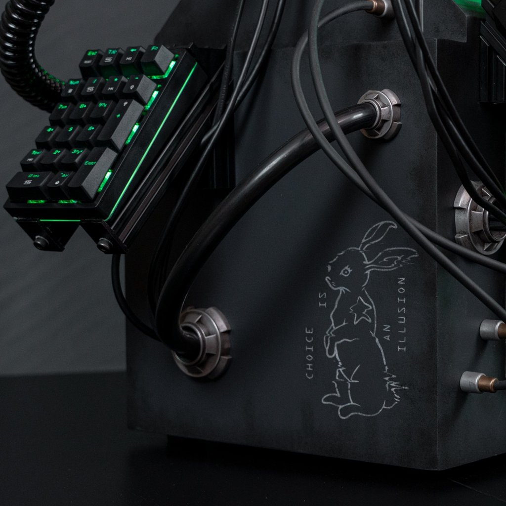 [10/04/2022] Backup Operator: Tolle Casemod aus dem Matrix-Universum im PCGHX-Forum (13)