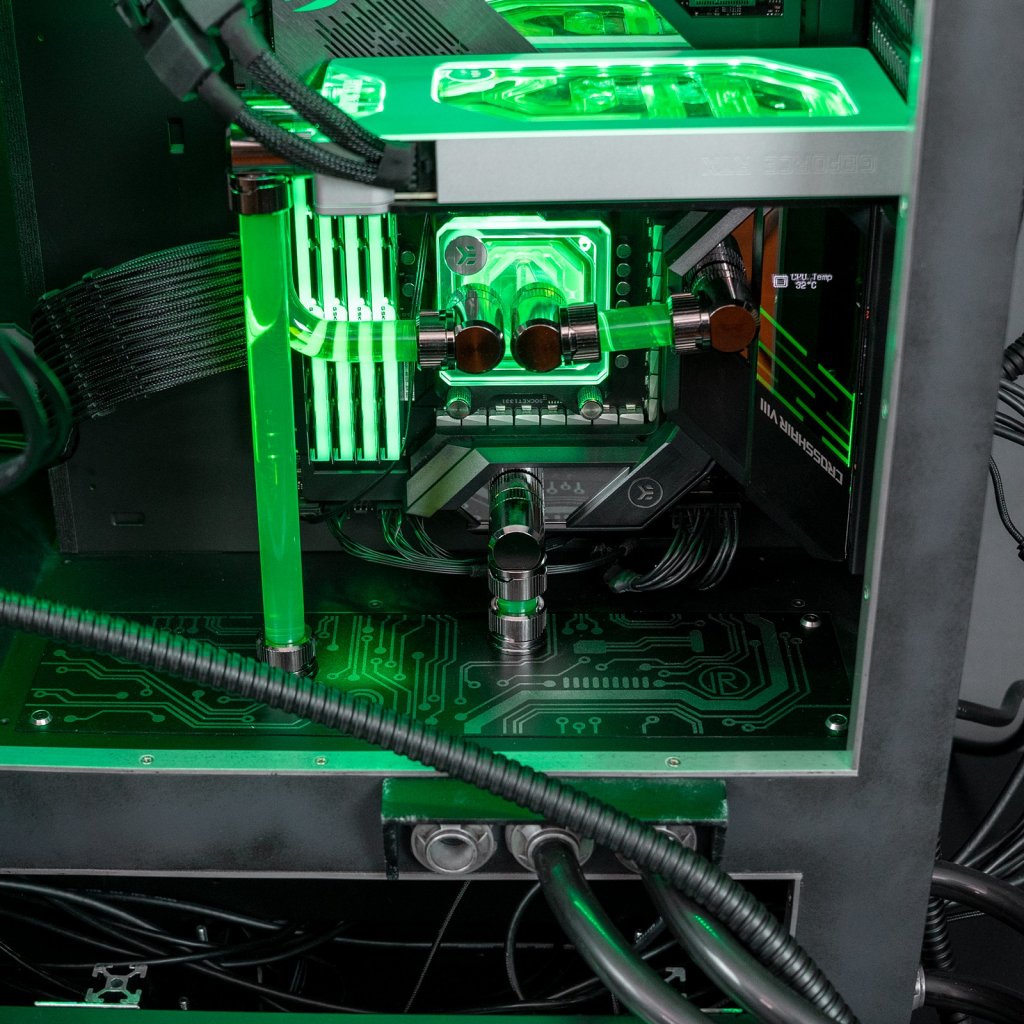 [10/04/2022] Backup Operator: Tolle Casemod aus dem Matrix-Universum im PCGHX-Forum (16)