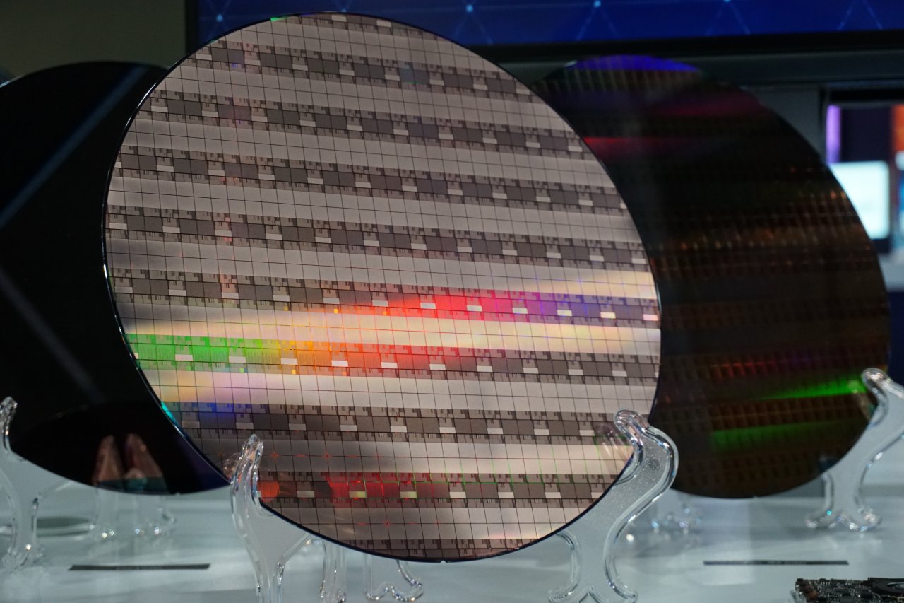 [14/05/2022] Intel stellt einen Sapphire-Rapids Wafer aus