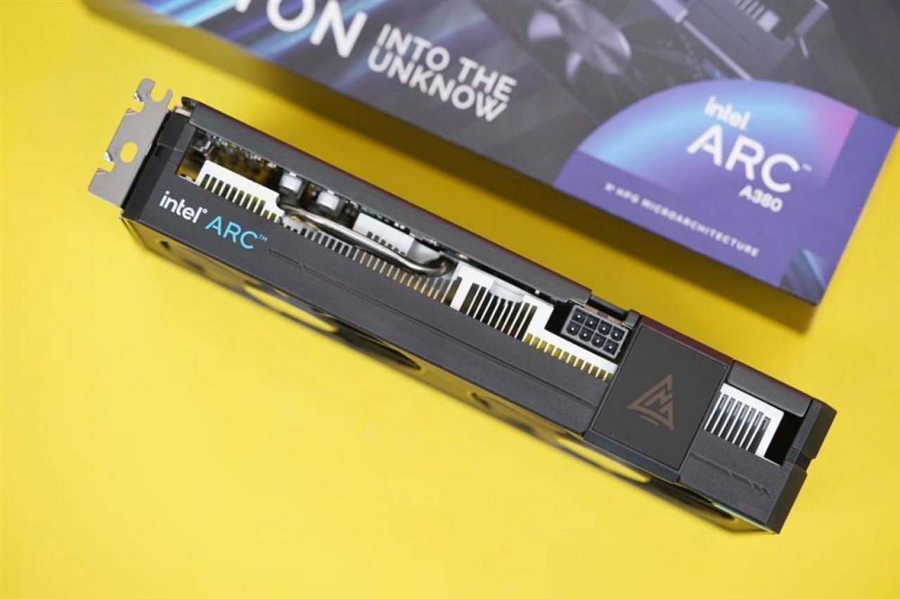 [21/06/2022] Intel Arc A380: Custom-Design 