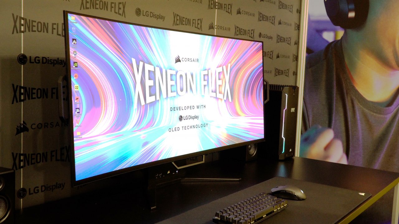[25/08/2022] Corsair Xeneon Flex OLED. (3)