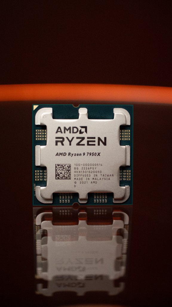 AMD Ryzen 9 7950X Detailansicht #2