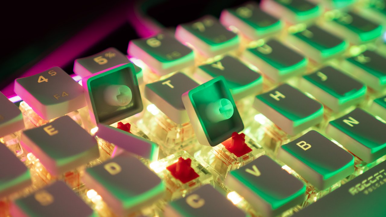 [02/09/2022] Roccat Vulcan II Mini (11)