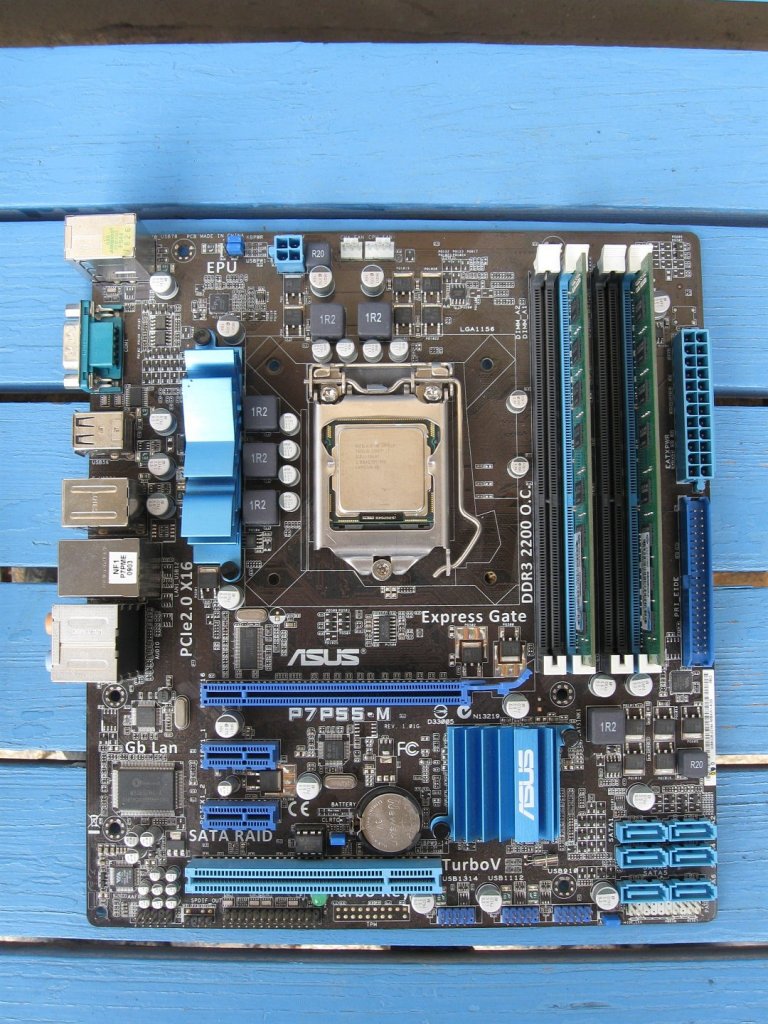 [22/10/2022] Update vom 22.10.2022: Mainboard von Poulton