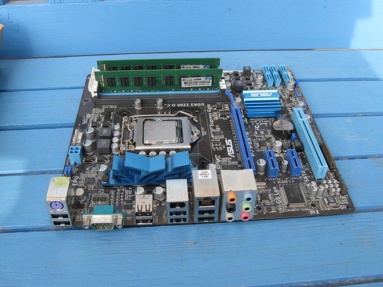 [22/10/2022] Update vom 22.10.2022: Mainboard von Poulton
