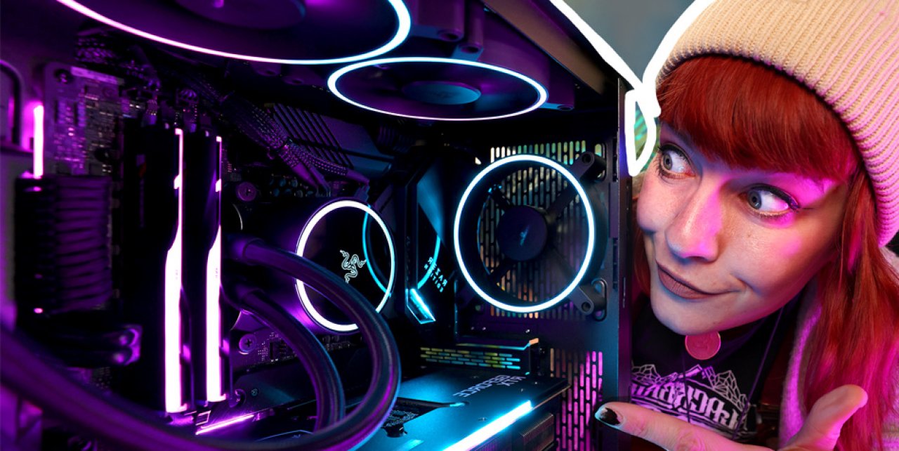 [20/10/2022] RGB-Dekadenz wird bei dem Mifcom Razer-PC groß geschrieben.