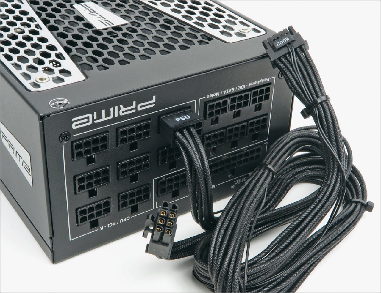 [07/11/2022] Benötigen Sie ein natives 12+4-Kabel oder wollen Sie auf einen Adapter von Drittanbietern/Nvidia setzen? Wägen Sie am besten vor dem Kauf ab, welche Kabel Sie voraussichtlich benötigen, um nicht im Nachhinein einen Mangel feststellen zu müssen.