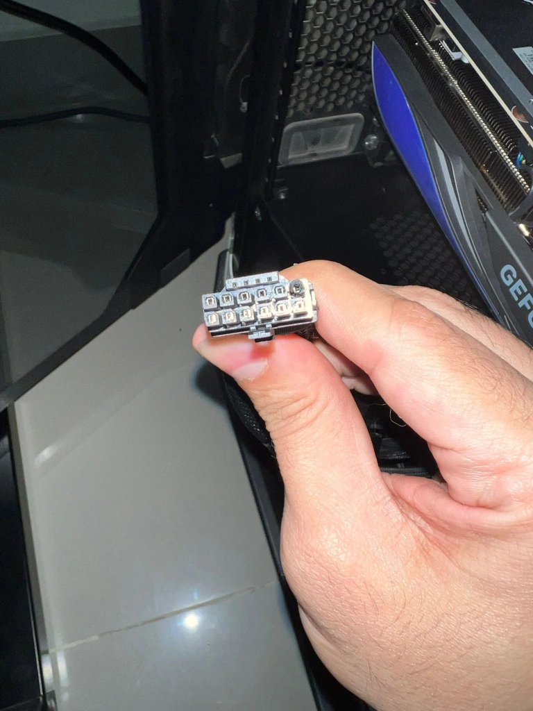 [13/11/2022] Geforce RTX 4090: Klage gegen Nvidia wegen geschmolzenem Stromstecker