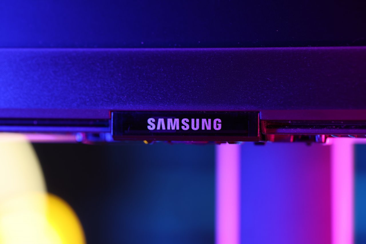 [22/12/2022] Samsung Odyssey Neo G8 G85NB (5)