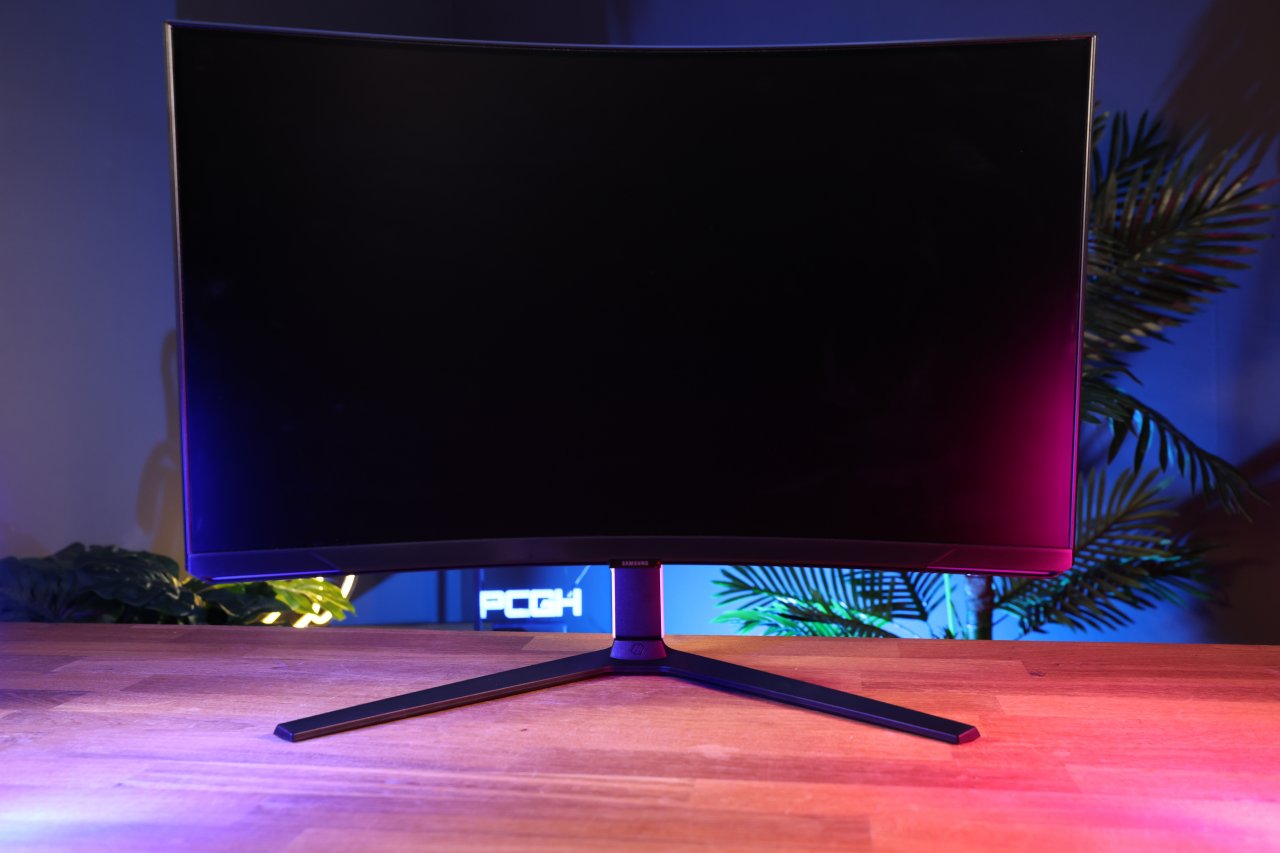 [22/12/2022] Samsung Odyssey Neo G8 G85NB (6)