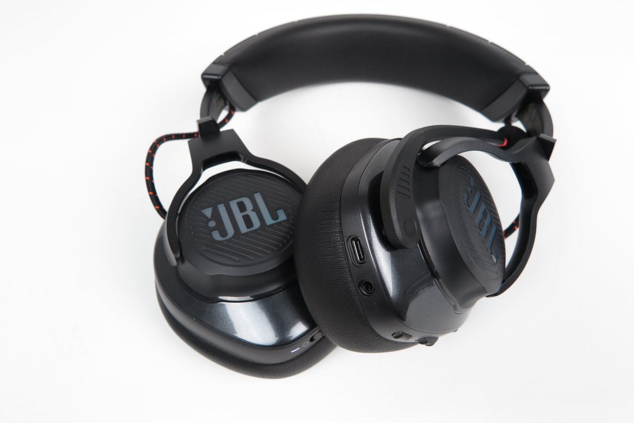 [02/01/2023] JBL Quantum 610 Wireless (3)
