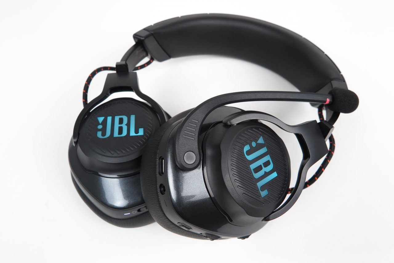 [02/01/2023] JBL Quantum 610 Wireless (6)