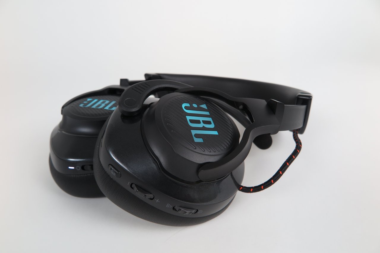 [02/01/2023] JBL Quantum 610 Wireless (5)