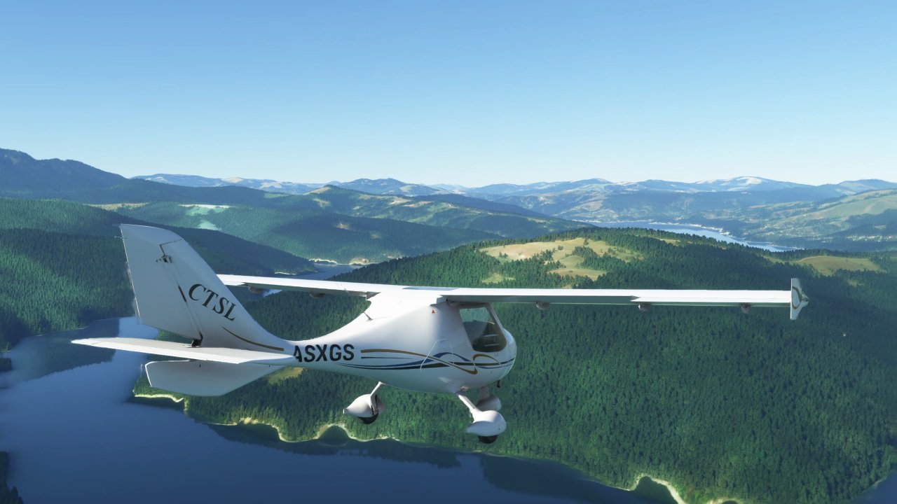 [04/01/2023] Generell funktioniert DLSS 3.0 respektive die Frame Generation erfreulich gut mit dem Flight Sim. Bei einigen Elementen, wie etwa der Heckflosse des Flugzeugs, lassen sich mit der Frame Generation per Kamerabewegung allerdings deutlich sichtbare Artefakte provozieren - je niedriger die Bildrate, desto auffälliger.