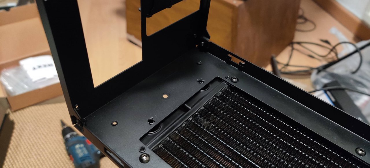 [11/01/2023] Projekt DanWooD Li: Coole Casemod mit Holz auf PCGH Extreme (18)