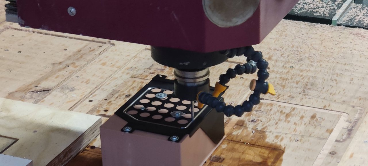 [11/01/2023] Projekt DanWooD Li: Coole Casemod mit Holz auf PCGH Extreme (5)