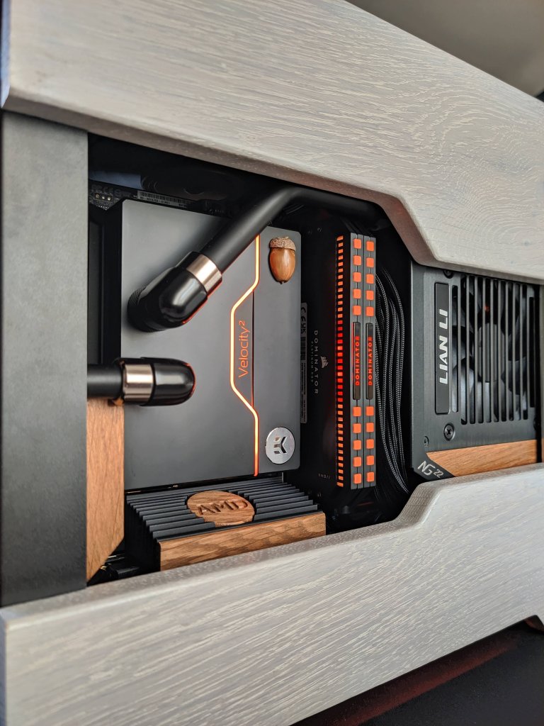 [11/01/2023] Projekt DanWooD Li: Coole Casemod mit Holz auf PCGH Extreme (24)