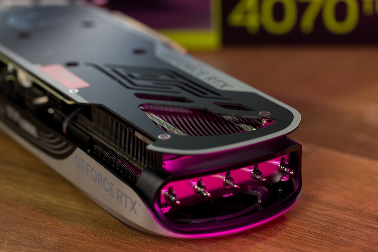 [04/01/2023] Zotac RTX 4070 Ti Trinity (10)