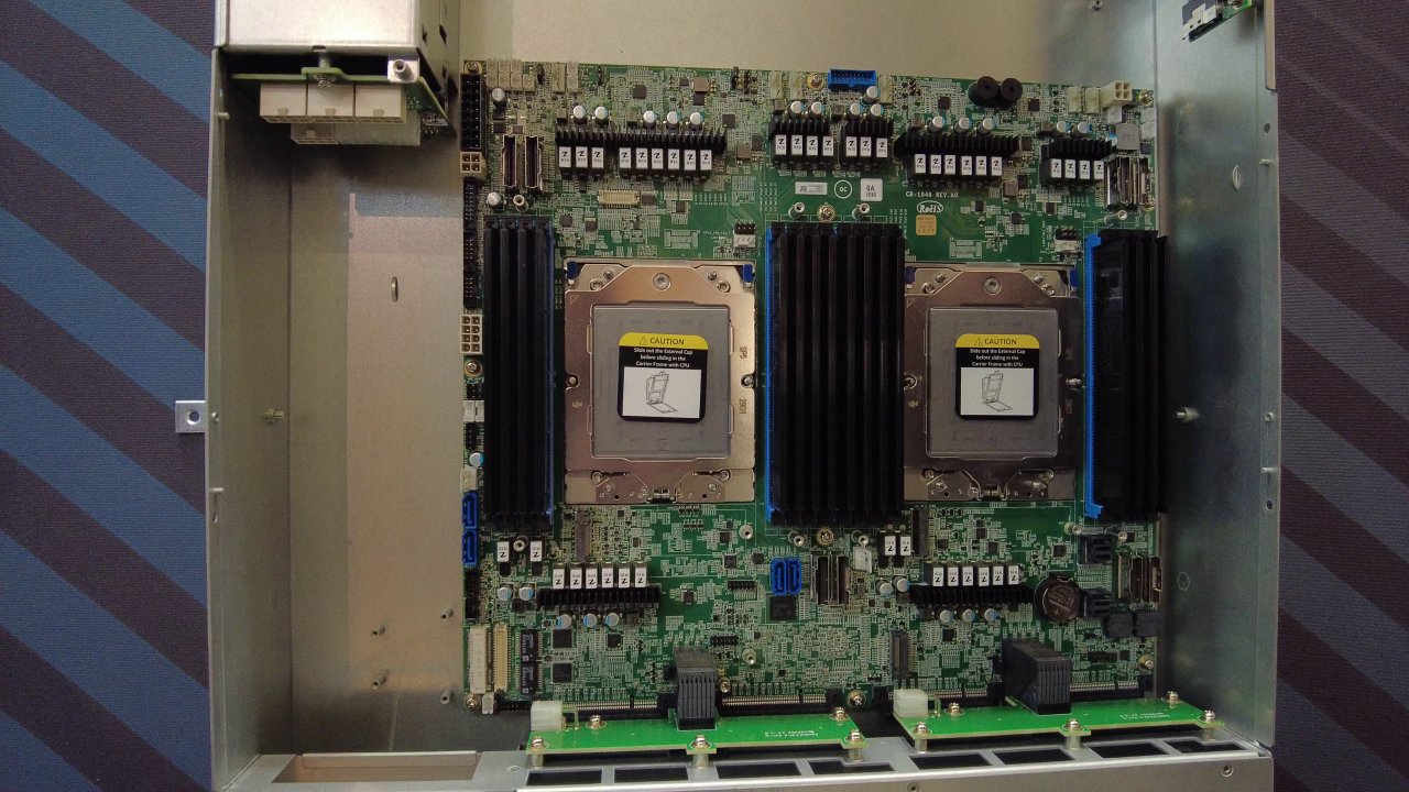 [15/03/2023] Epyc 9004: Embedded-Server-CPU (1)