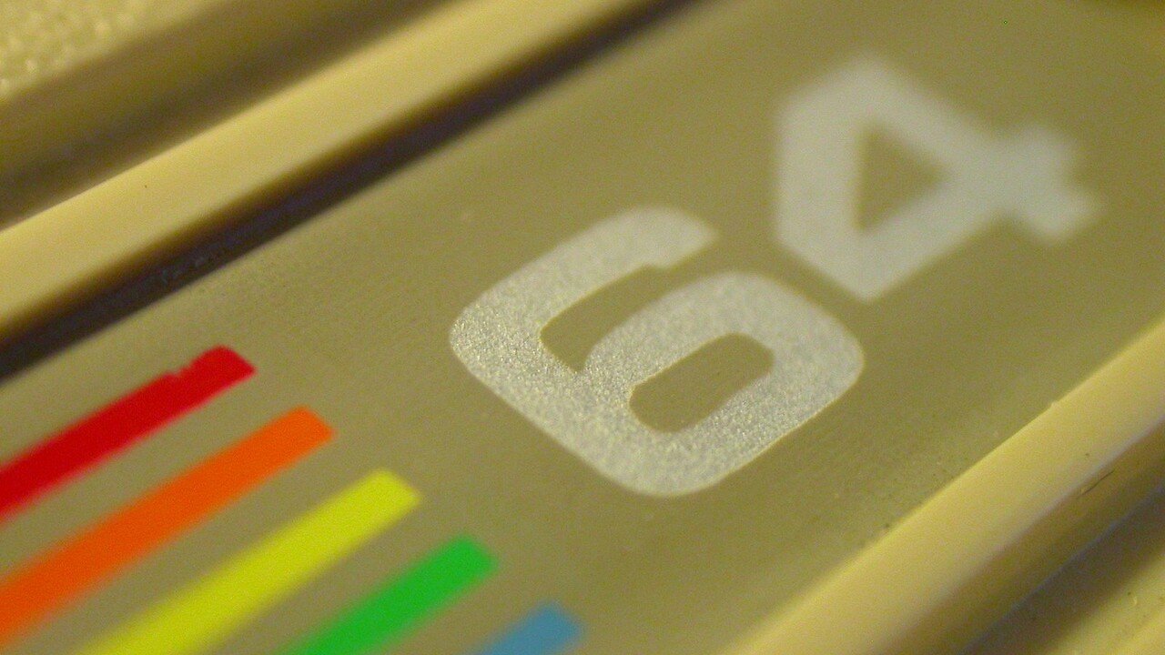 [0] Commodore 64