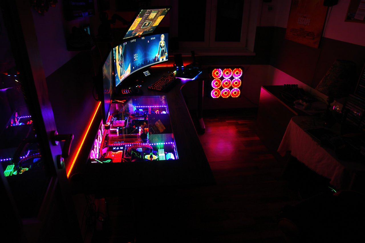 [21/04/2023] Gaming-Zentrale von snakeplisskenat (3)