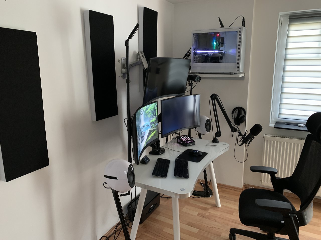 [21/04/2023] Gaming-Zentrale von adrianbauer (2)