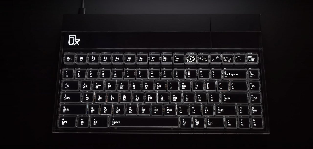 [23/04/2023] Flux Keyboard: Kickstarter-Tastatur kombiniert 1080p-Display mit magnetischen Switches