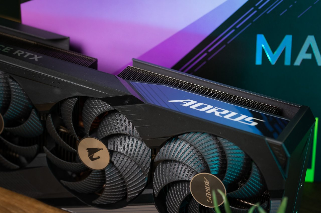 [11/04/2023] Geforce RTX 4070 im PCGH-Testlabor: Auch die Premium-Customs finden sich zum Vergleich ein (16)