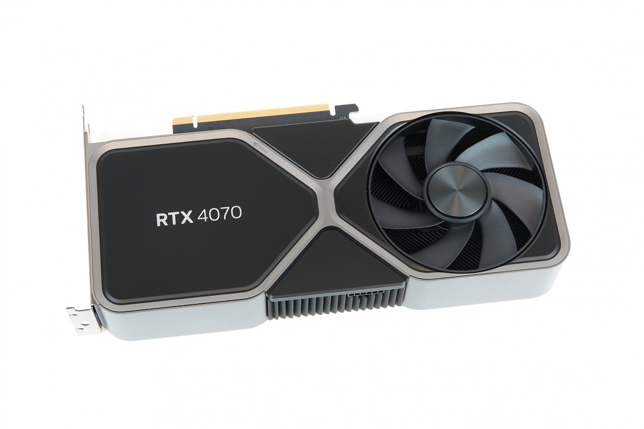 [11/04/2023] Geforce RTX 4070 im PCGH-Testlabor: Auch die Premium-Customs finden sich zum Vergleich ein (5)