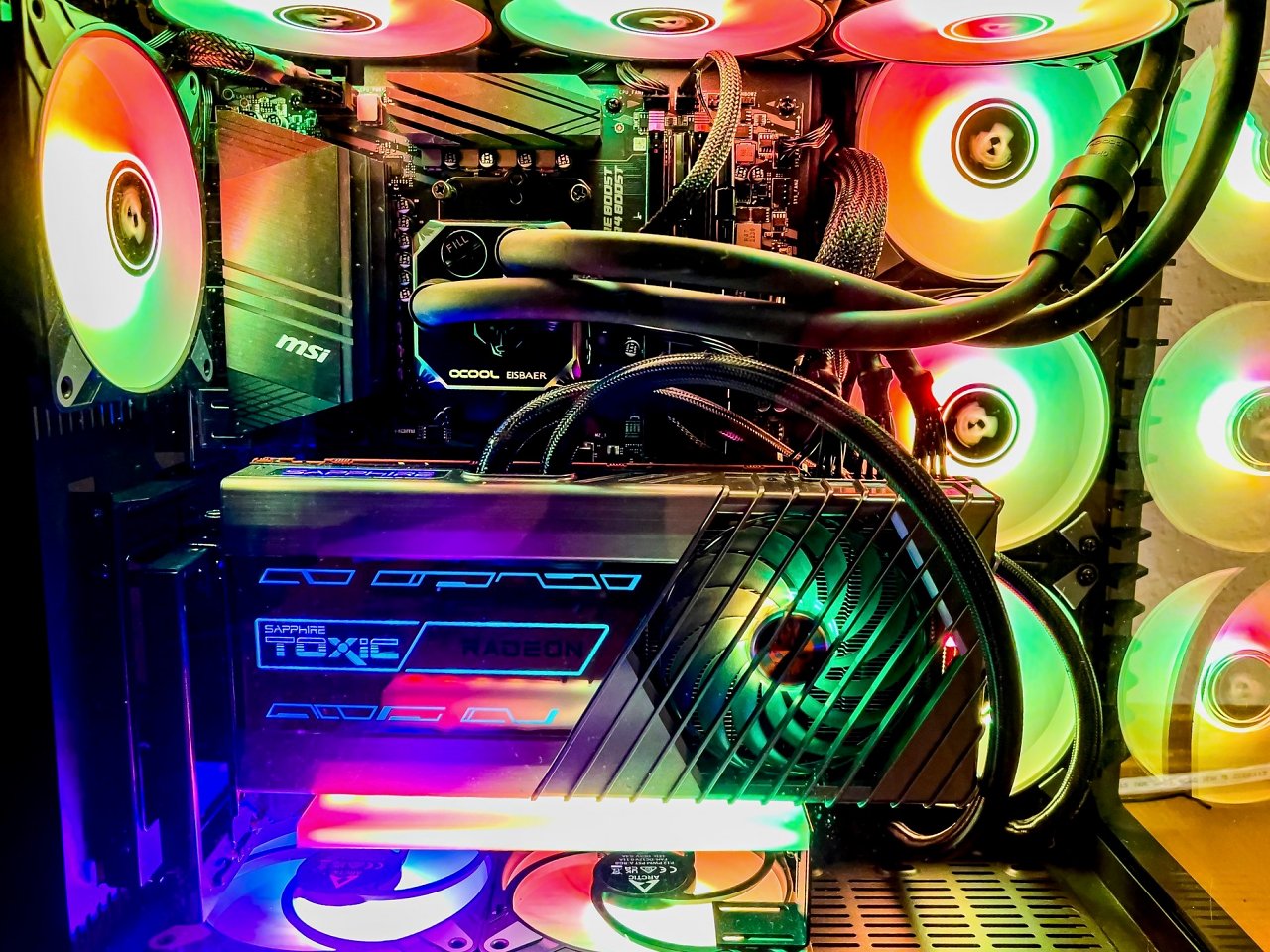 [06/04/2023] Sapphire RX6900XT Toxic LE im Originalzustand von Duke84