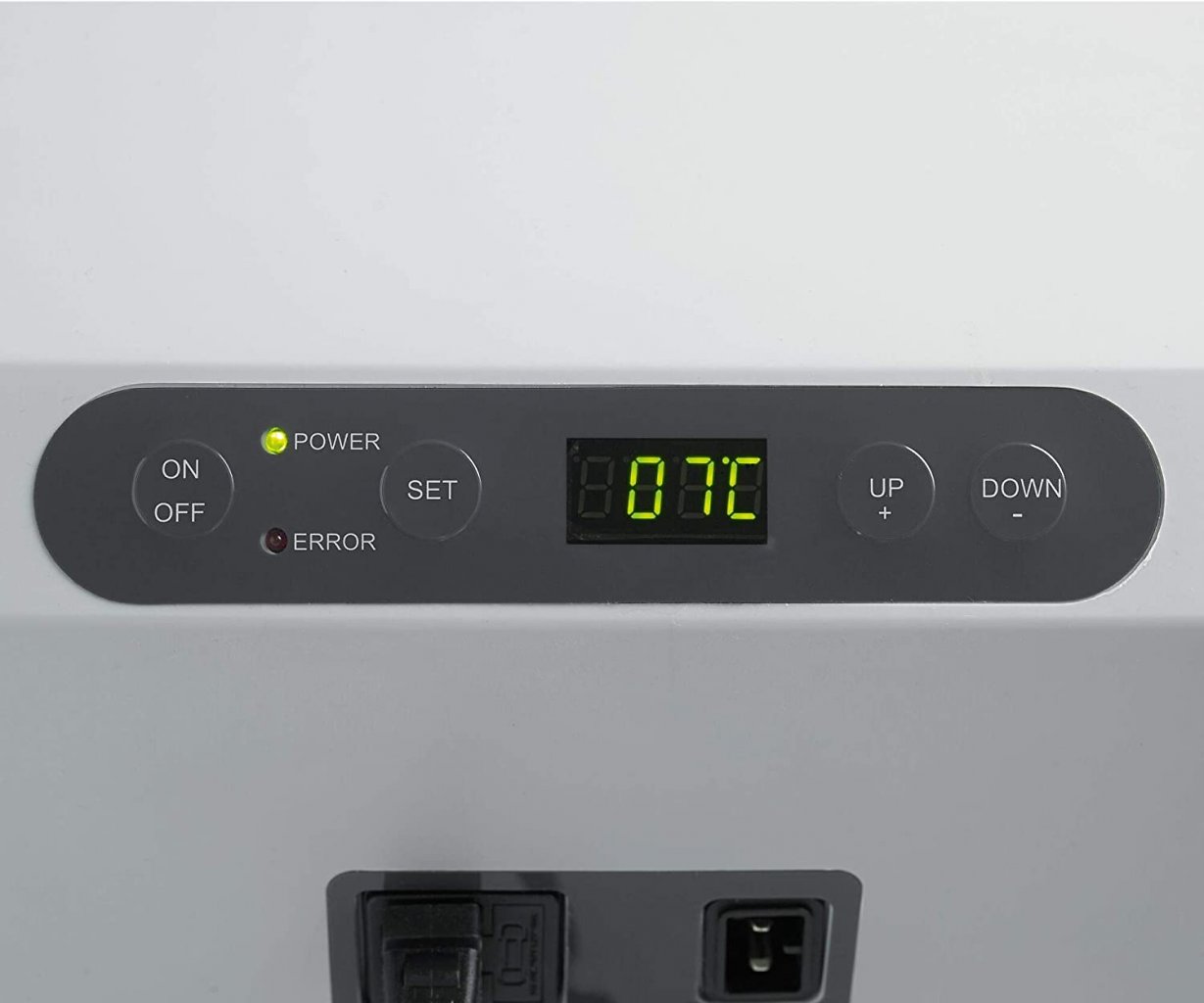 Die Kompressor-Kühlbox von Mobicool lässt sich auf die exakte Temperatur einstellen - das geht mit einer Akku-Kühlbox nicht.