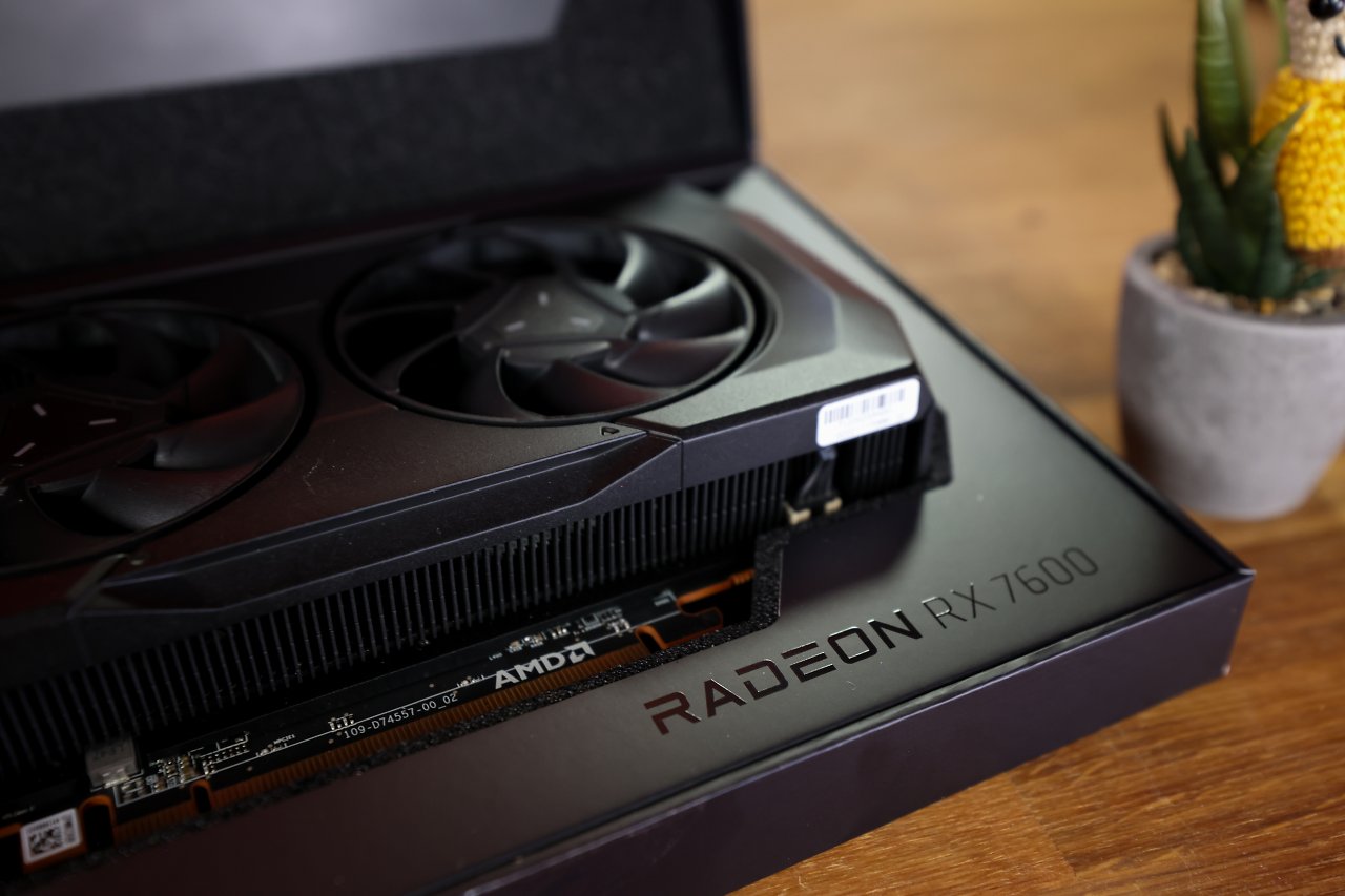 [24/05/2023] AMD Radeon RX 7600 MBA-Design