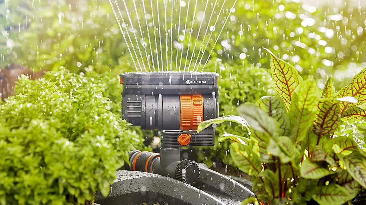 [22/05/2023] Mühelos Garten bewässern: Bestseller-Rasensprenger von Gardena bei Amazon jetzt mit 34 % Rabatt