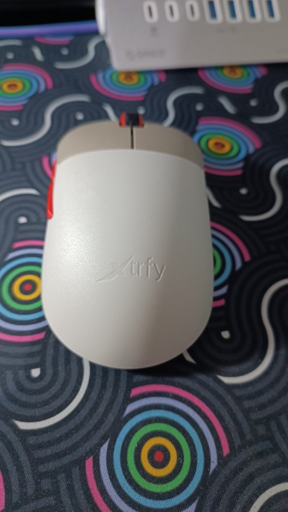 [25/05/2023] Ein neuer Nager musste auch sein. M8 Wireless in der Retro Version. von gh0st76&nbsp; (1)