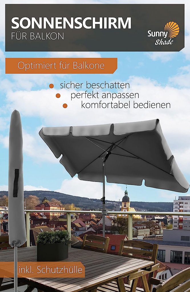 Der Sonnenschirm ist auch als 3er-Set mit Hülle und Halter fürs Balkongeländer erhältlich.