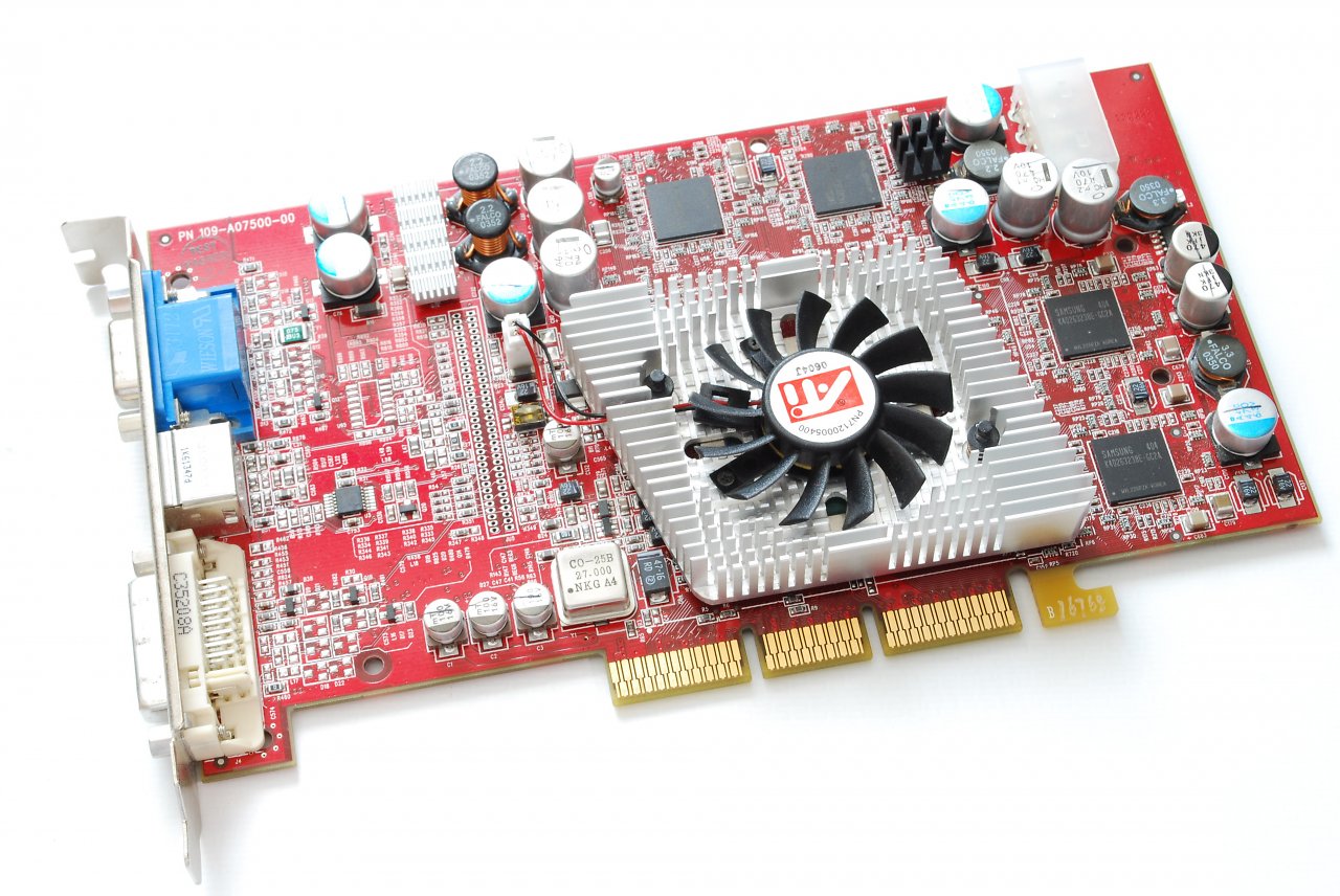 [15/06/2023] ATI Radeon 9800 Pro vor, während und nach der Reinigung samt WLP-Erneuerung von GxGamer (6)