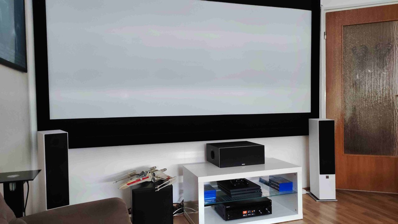 [23/06/2023] Das Set-up von Retrofreak2075:&nbsp;Frontlautsprecher: Dali Zensor 5Center: NuBox CS413Rear: Magnat Supreme 200Subwoofer: MagnatAV: Sony STR DH590Zuspieler: PS4-Pro, Nvidia Shield TV 2019 und natürlich mein Gaming-PCBeamer: Epson EH-TW 7300 4K Beamer mit Full Auto LensshiftLeinwand: Selbst gebauter 21:9 120 Zoll Leinwand (4)