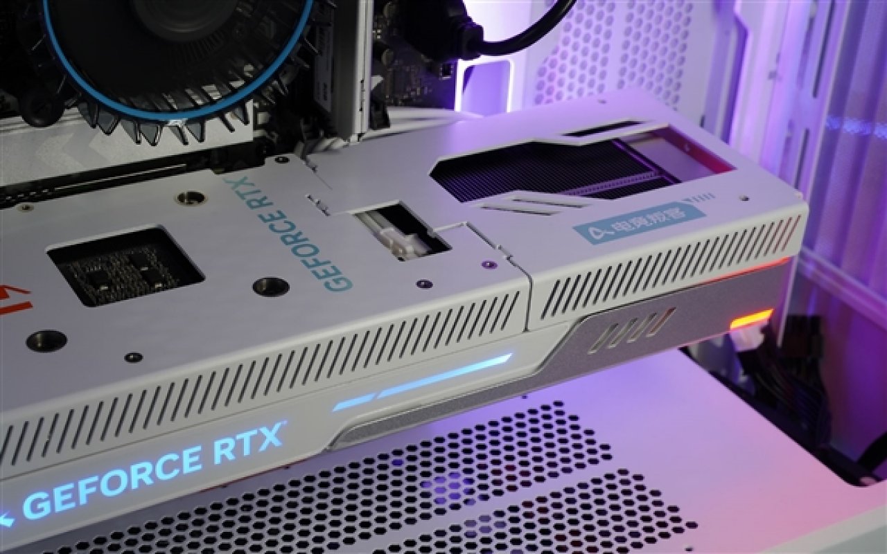 [11/06/2023] Inno3D: Neue RTX 4070 und 4060 Ti GPUs mit verstecktem Stromanschluss (3)