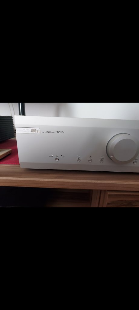 [23/06/2023] Setu-up von falken1:&nbsp;Fernseher ist ein Samsung (9900-Serie)2x Subs 2x. Und die 4x SVS als Surround high und high rear Surround, bzw. 9.2 Atmos. (9)