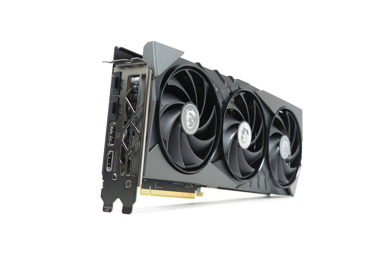 [25/07/2023] 8 gegen 16 GiByte VRAM im Test: Auch bei Geforce RTX 4000 und 5000 unverzichtbar (6)
