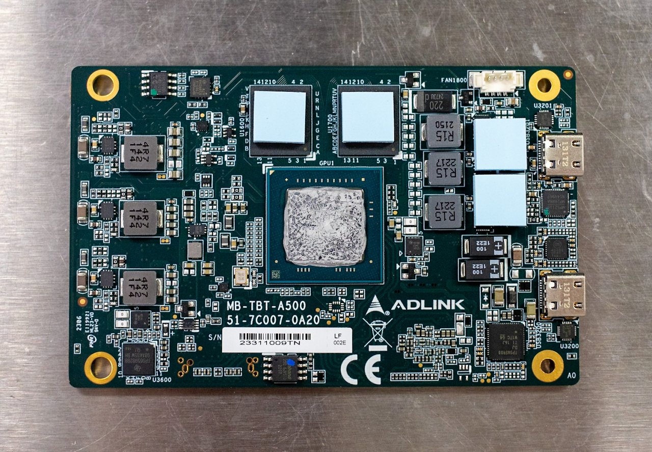 [23/07/2023] ADLINK Pocket AI RTX 500 mit GA107-Grafikprozessor
