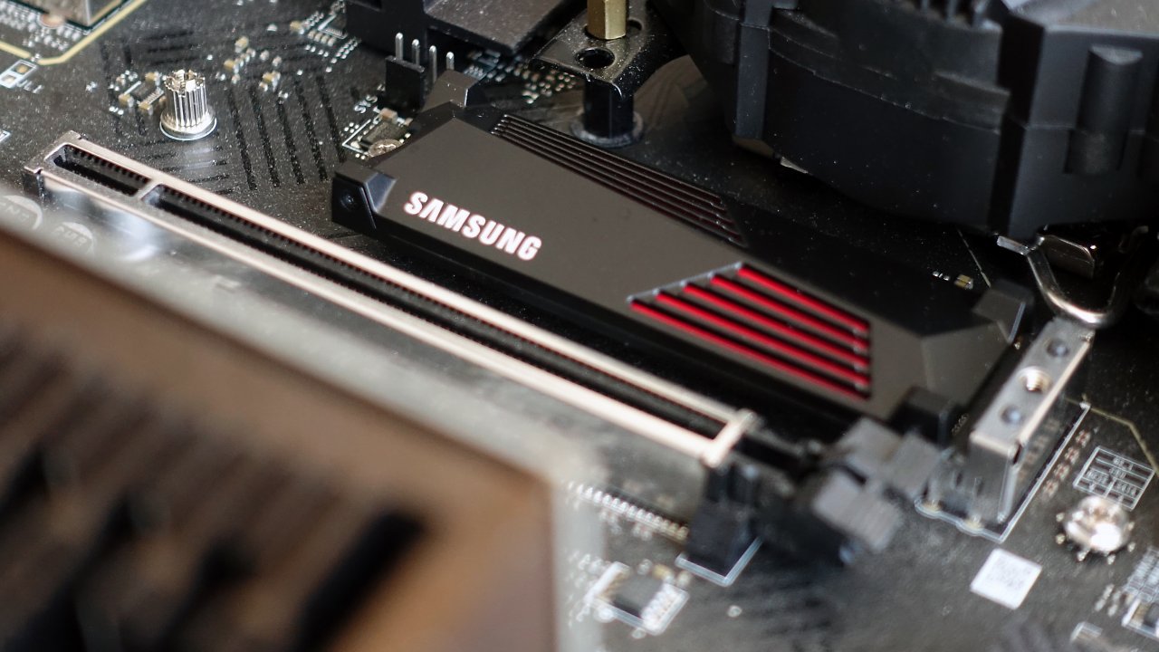 [25/08/2023] Samsung SSD 990 Pro mit Kühler